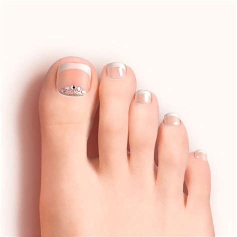 The Ultimate Nail Hack for Busy Professionals: Dashing Diva Magic Press Toes